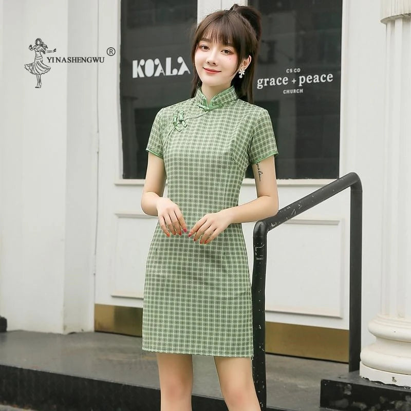 Chinese Traditions Elegant Slim Chinese Vintage Short Sleeve Daily Dress Women Cotton Mini Qipao Sexy High Split Plaid Cheongsam