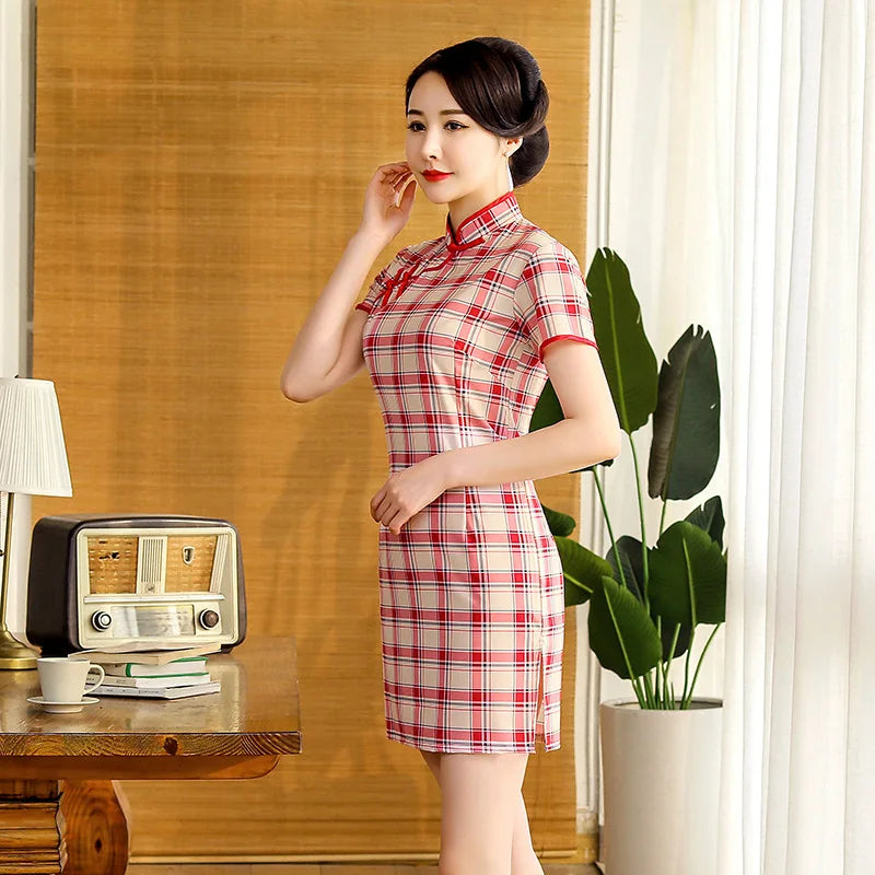 Chinese Traditions Elegant Slim Chinese Vintage Short Sleeve Daily Dress Women Cotton Mini Qipao Sexy High Split Plaid Cheongsam
