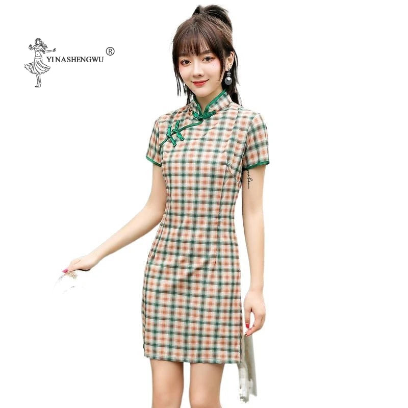 Chinese Traditions Elegant Slim Chinese Vintage Short Sleeve Daily Dress Women Cotton Mini Qipao Sexy High Split Plaid Cheongsam