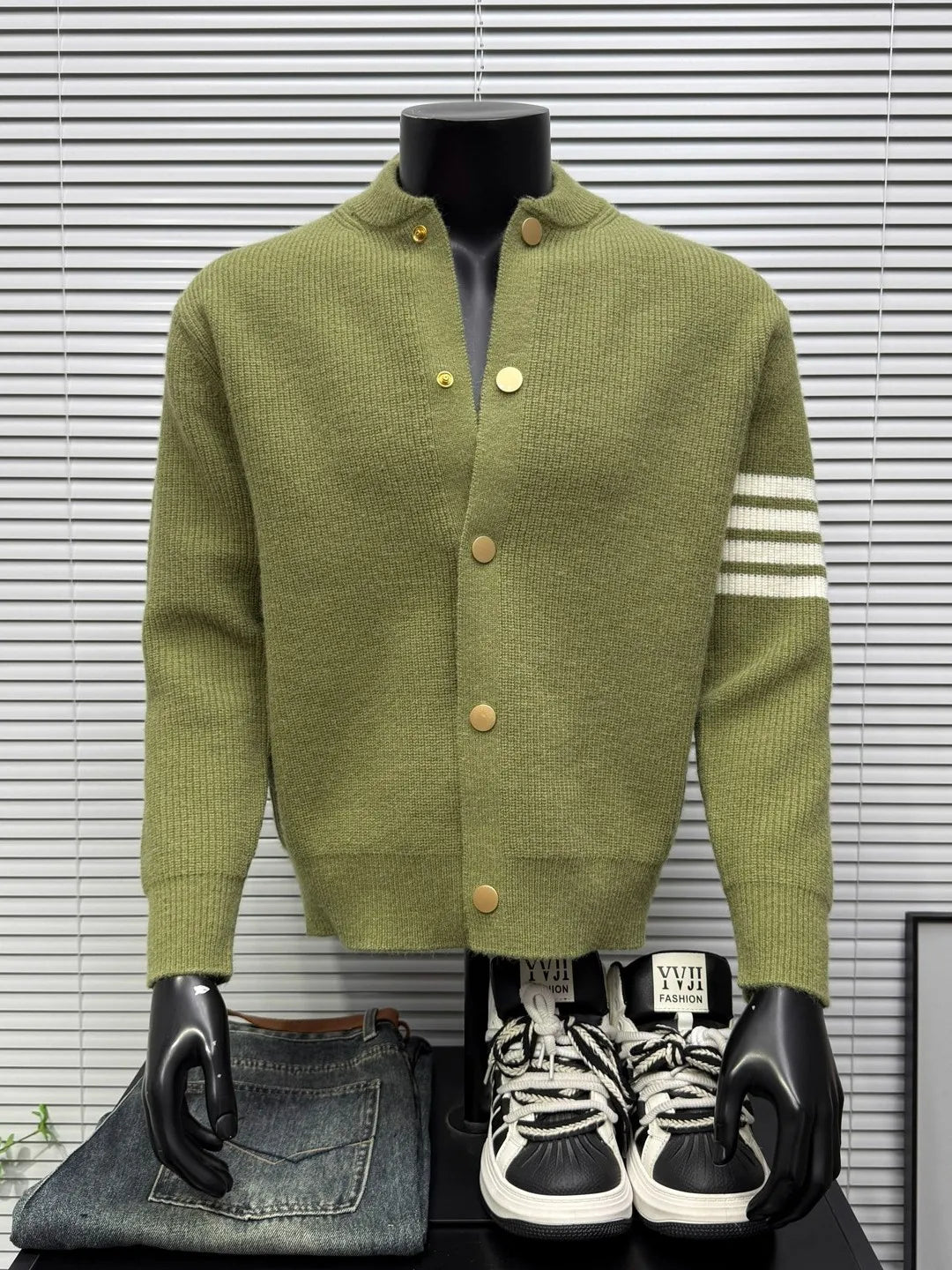 Men's Knitted Cardigan Sweater Stripe Pattern