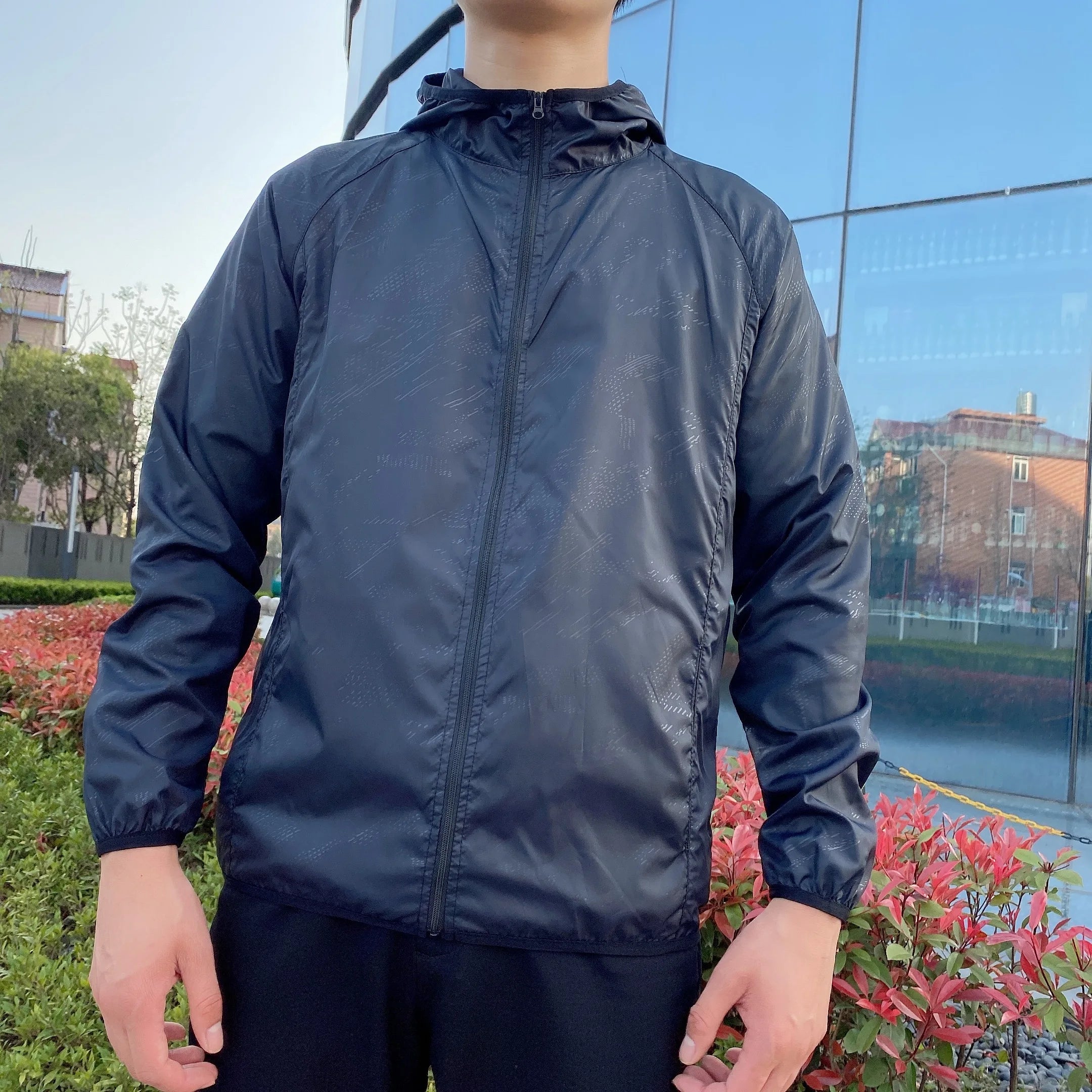 Fashion Casual Jacket Anti-scratch Windbreaker Jacket Pockets Men Ultra Thin Sun Protection Coat Versatile Fishing Clothes