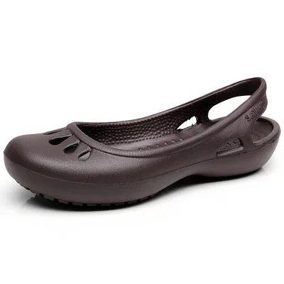 Summer Lightweight Non-Slip Hole Shoes Women's Flat Sandals Nurse Shoes Casual Jelly Beach Shoes Female Waterproof Flip Flops