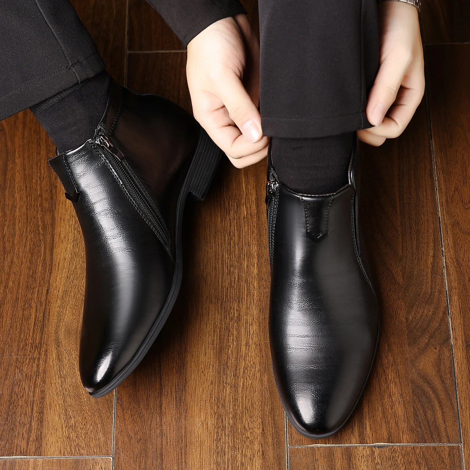 Men Ankle Boots Luxury High-top Men Leather Shoes High Quality Non-Slip Motorcycle Boots Fashion Zipper Men Boots 2025