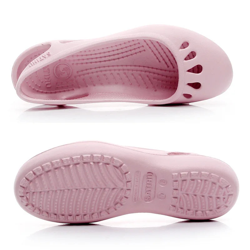 Summer Lightweight Non-Slip Hole Shoes Women's Flat Sandals Nurse Shoes Casual Jelly Beach Shoes Female Waterproof Flip Flops