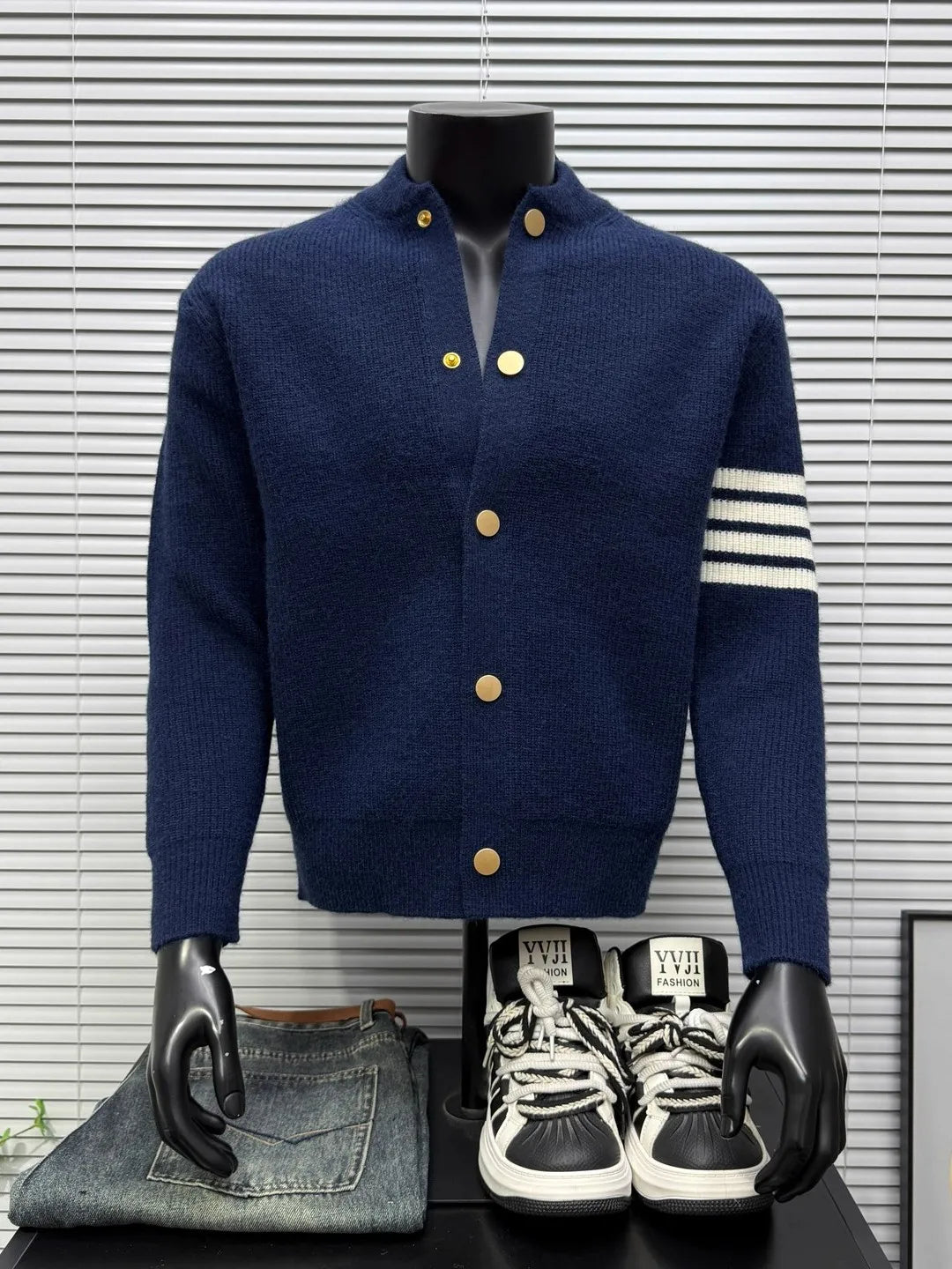 Men's Knitted Cardigan Sweater Stripe Pattern