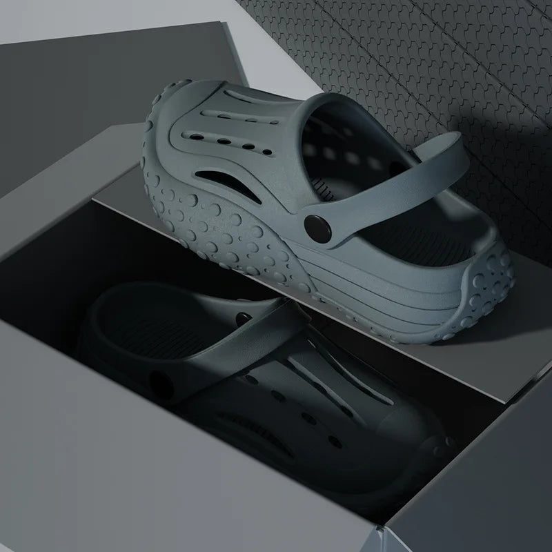 Comwarm Summer Men Clogs Slippers Unisex Eva Breathable Hollow Hole Shoes Men's Fashion Sneaker Sandals Lightweight Beach Slides