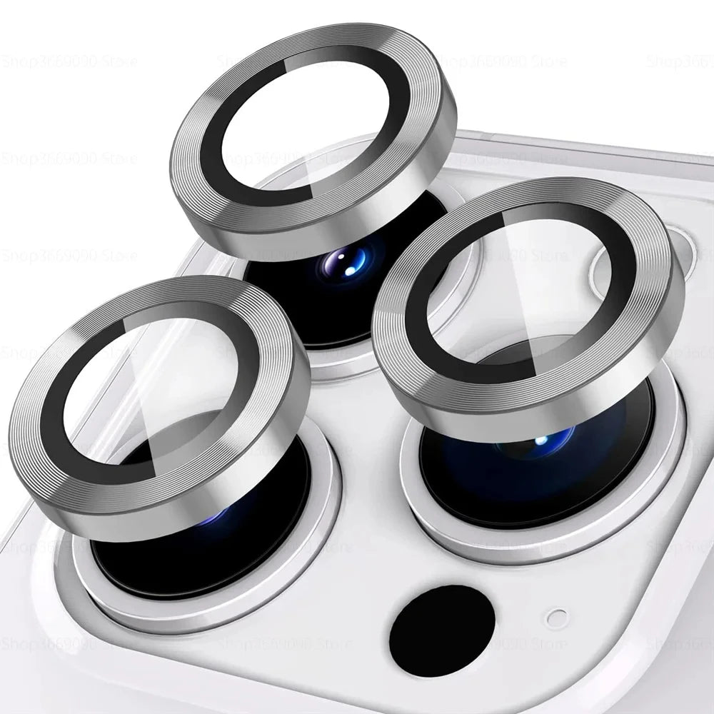 Detta är ett "3-2PCS Camera Lens Protector" för iPhone 17 Pro Max/17Pro/17Air med metallring och glasskydd. Produkten har en aluminiumlegerad ram med 3D-textur som både skyddar kameralinsen och ger telefonen en stilren look