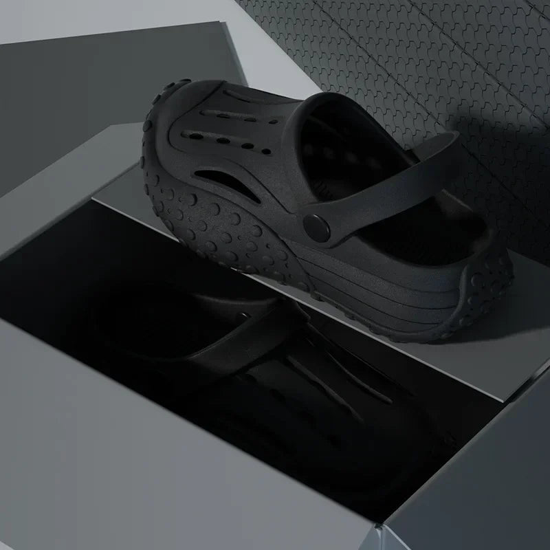 Comwarm Summer Men Clogs Slippers Unisex Eva Breathable Hollow Hole Shoes Men's Fashion Sneaker Sandals Lightweight Beach Slides