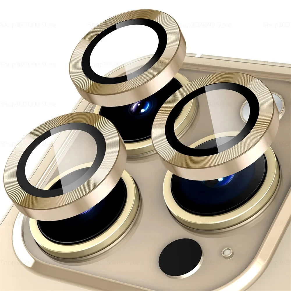 Detta är ett "3-2PCS Camera Lens Protector" för iPhone 17 Pro Max/17Pro/17Air med metallring och glasskydd. Produkten har en aluminiumlegerad ram med 3D-textur som både skyddar kameralinsen och ger telefonen en stilren look