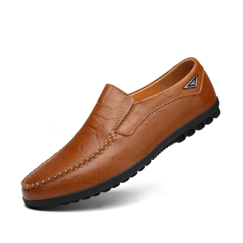CLOHOO Men's Handmade Casual Loafers Anti-Slip Comfortable Slip-On Driving Comfortable Leather Shoes