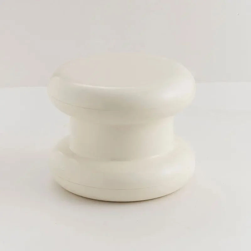 Nordic Creative Small Stool Hallway Bench Sofa Footrest Chair Bedside Tables Design Coffee Tables for Home Decoration Furniture