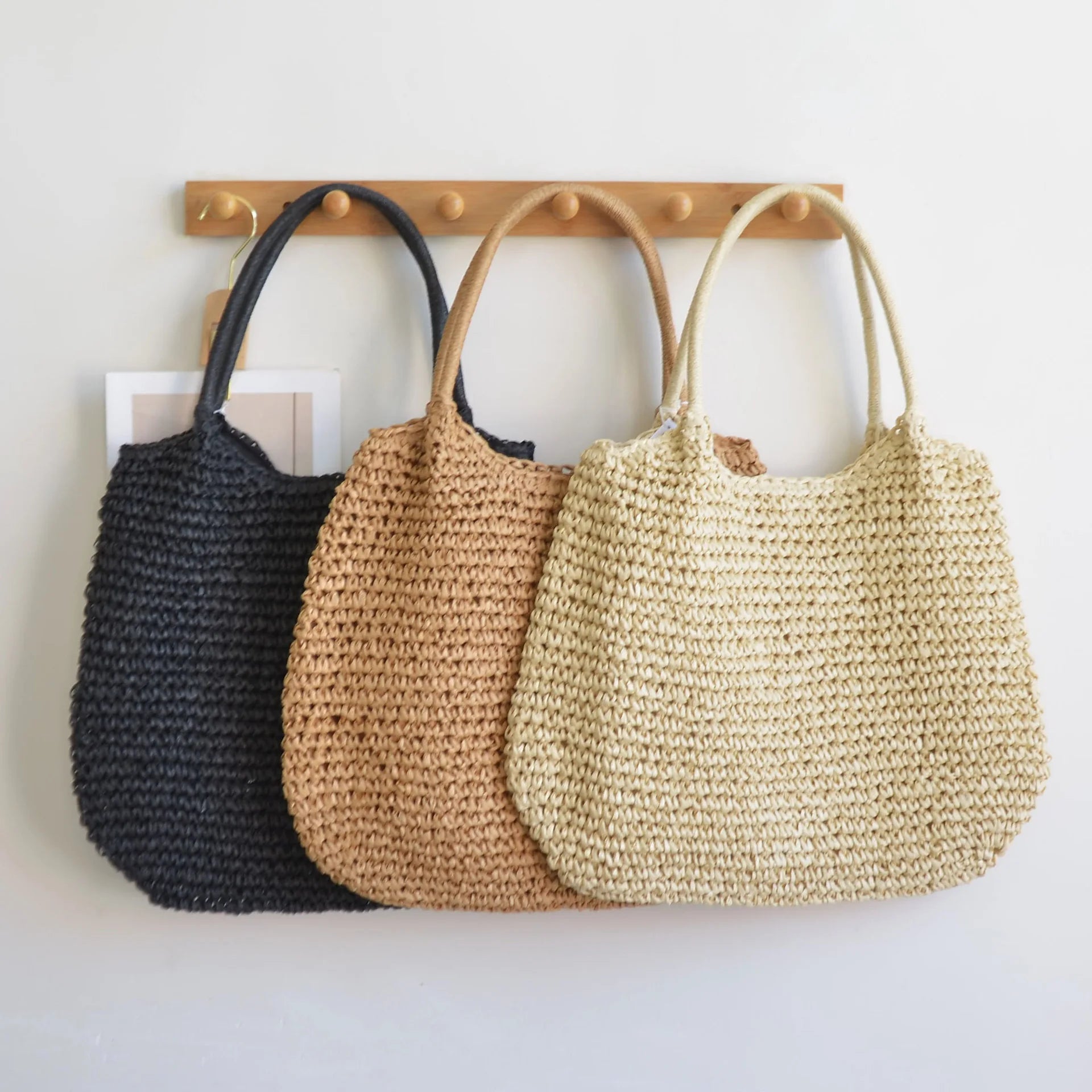 2024 Summer Daily Bag Women Vintage Shoulder Bag Hasp Closure Crochet Beach Handbag Solid Color Simple Weaving Handbag Ladies
