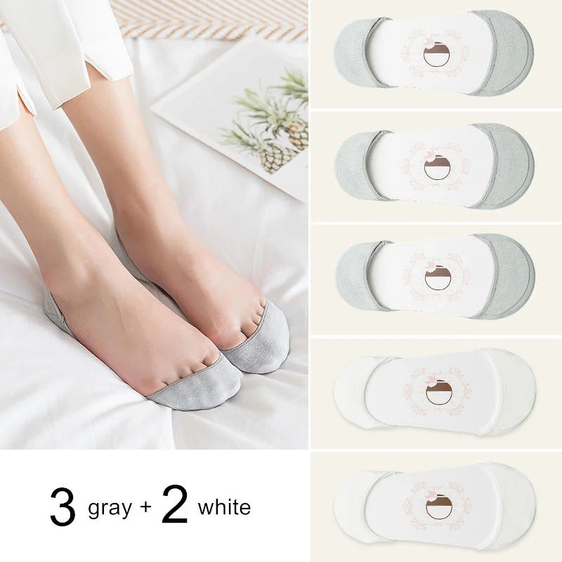 5 Pairs Thin Cotton Boat Socks for Women Shallow Mouth Summer Silicone Anti Slip Women's Ankel Socks for High Heels Shoes