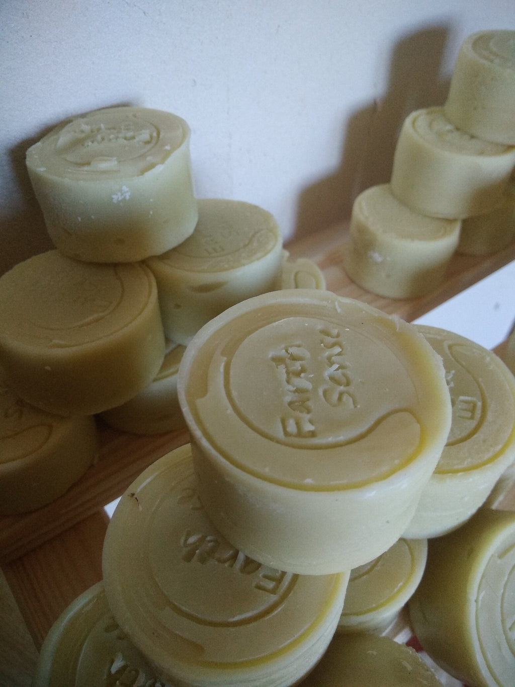 Organic Solid Shampoo - Ylang Ylang 60g