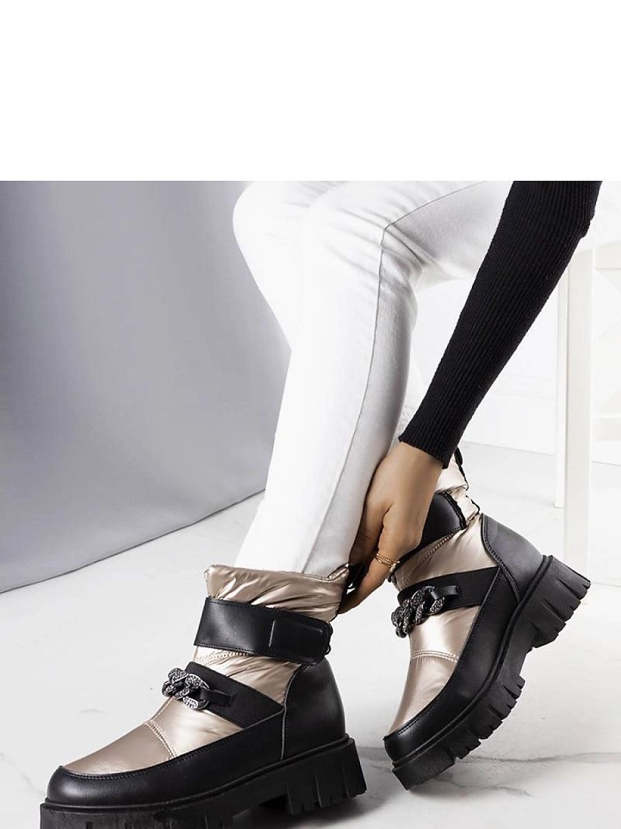 Boots model 205141 Solea